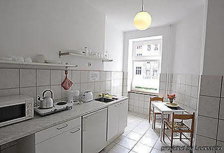 Apartments Kolo 77 Berlin Exterior foto